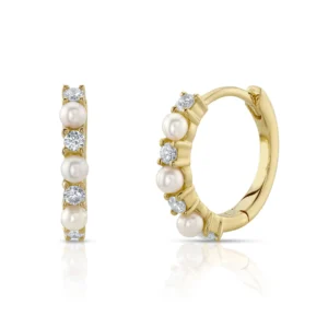 Diamond and Pearl Huggie in yellow gold